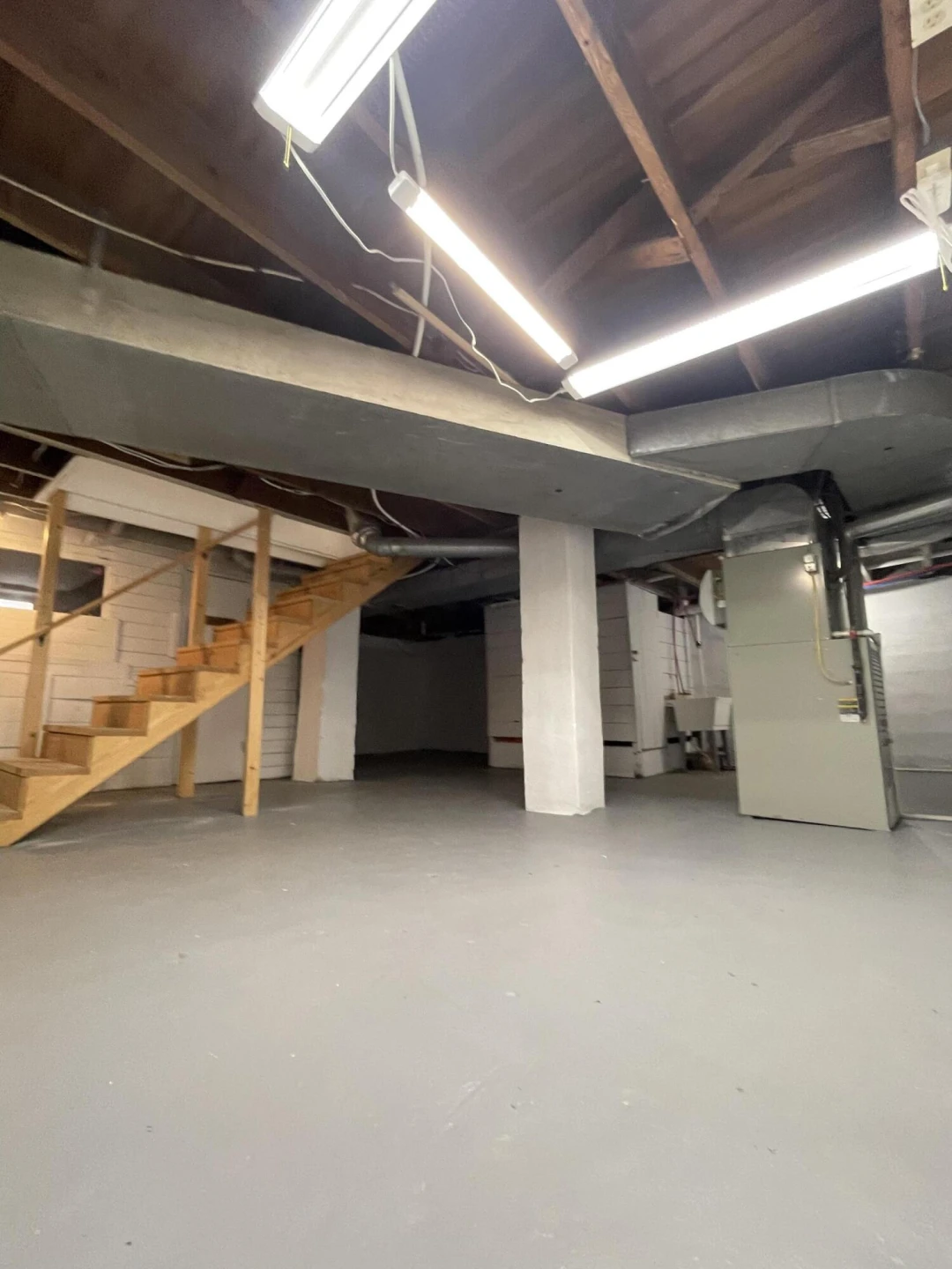 216 Augusta AVE - Photo 45