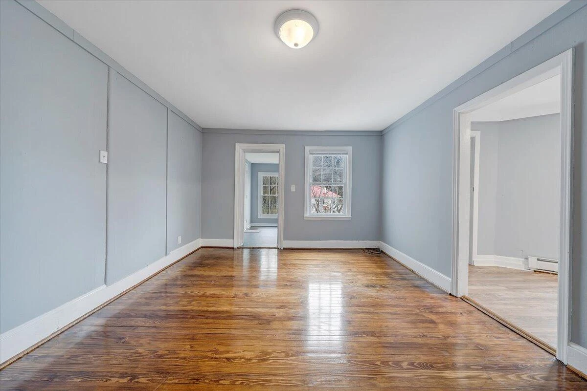 801 Bedford RD - Photo 11