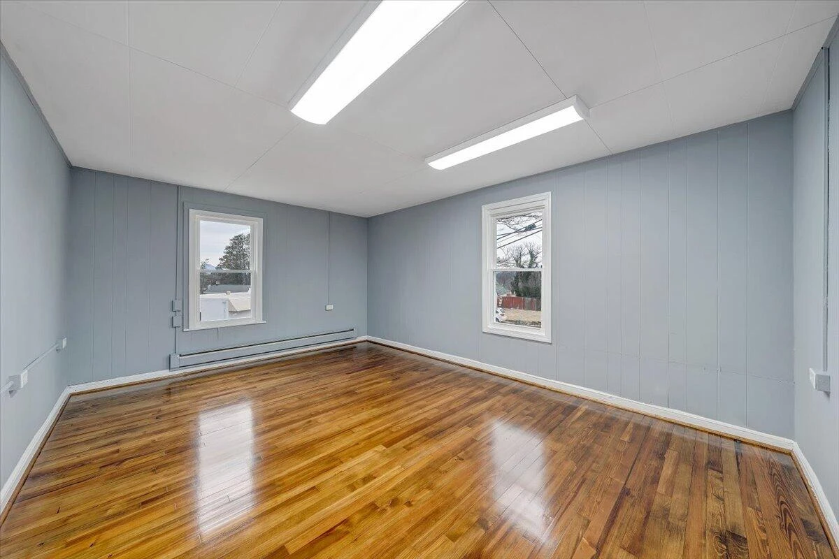 801 Bedford RD - Photo 19