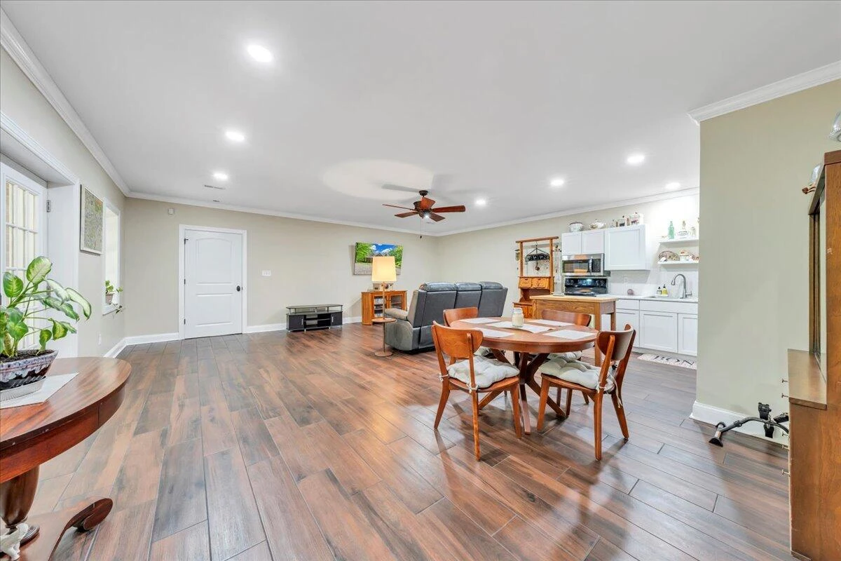 640 FLANDERS RD - Photo 53