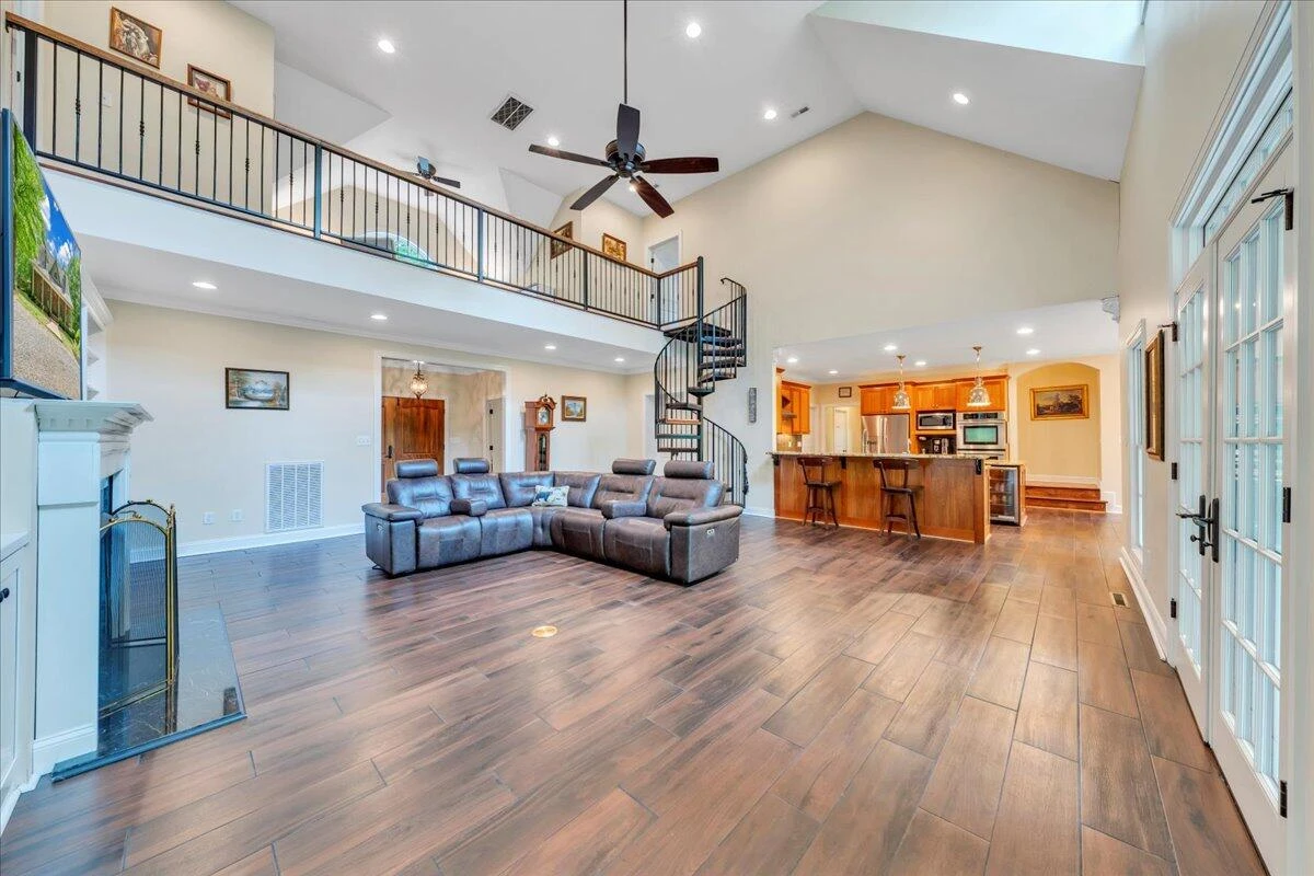 640 FLANDERS RD - Photo 9