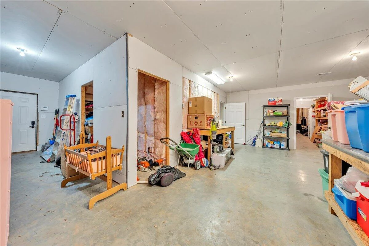 640 FLANDERS RD - Photo 64