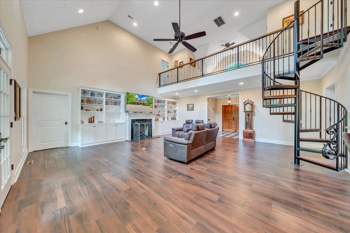640 FLANDERS RD - Photo 11