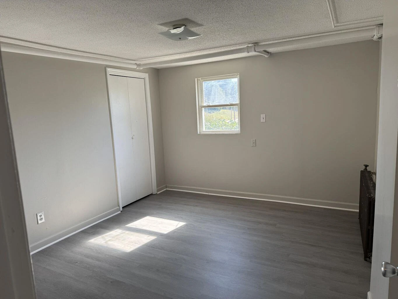216 College ST - Photo 14