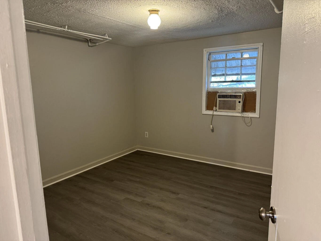 216 College ST - Photo 15