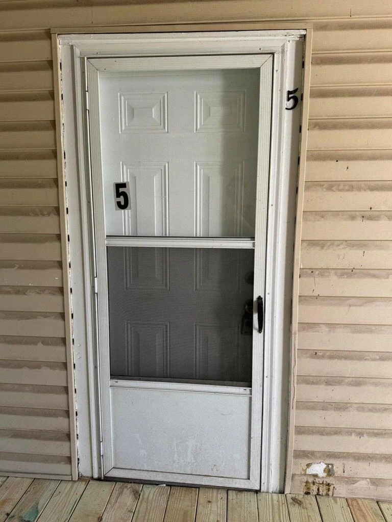 216 College ST - Photo 3