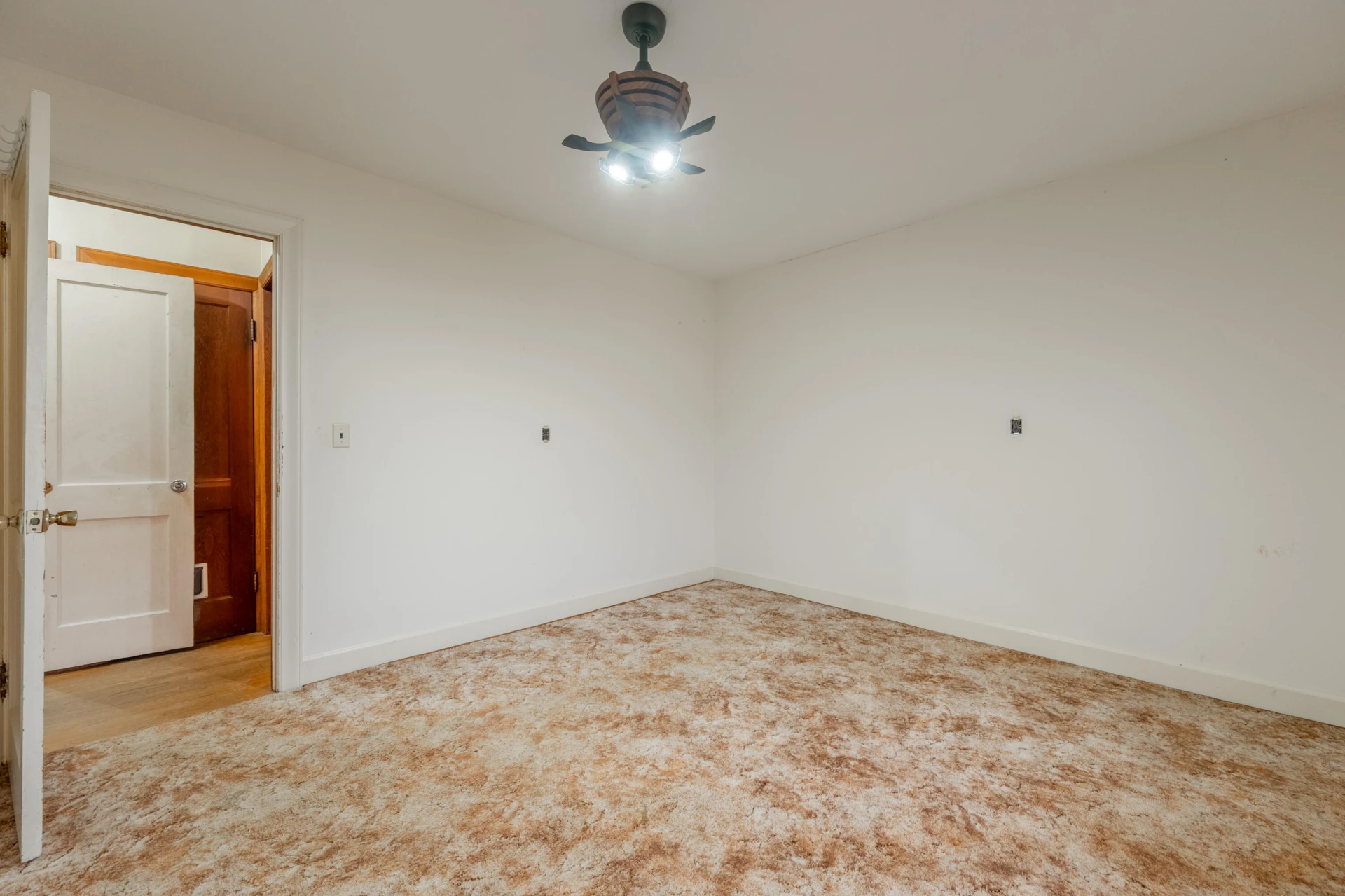 508 Whitelocke RD - Photo 38