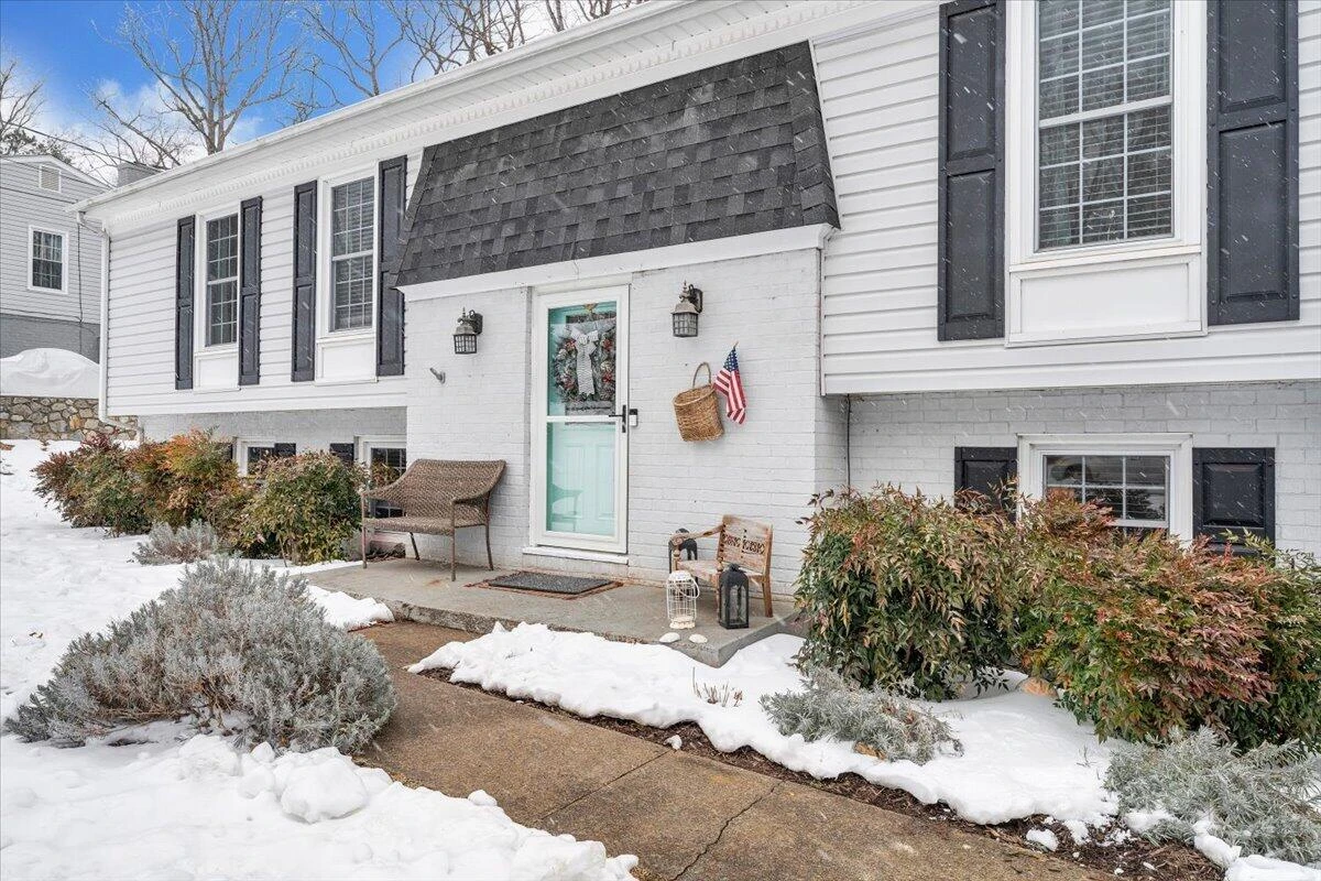 2919 Purple Finch RD - Photo 3