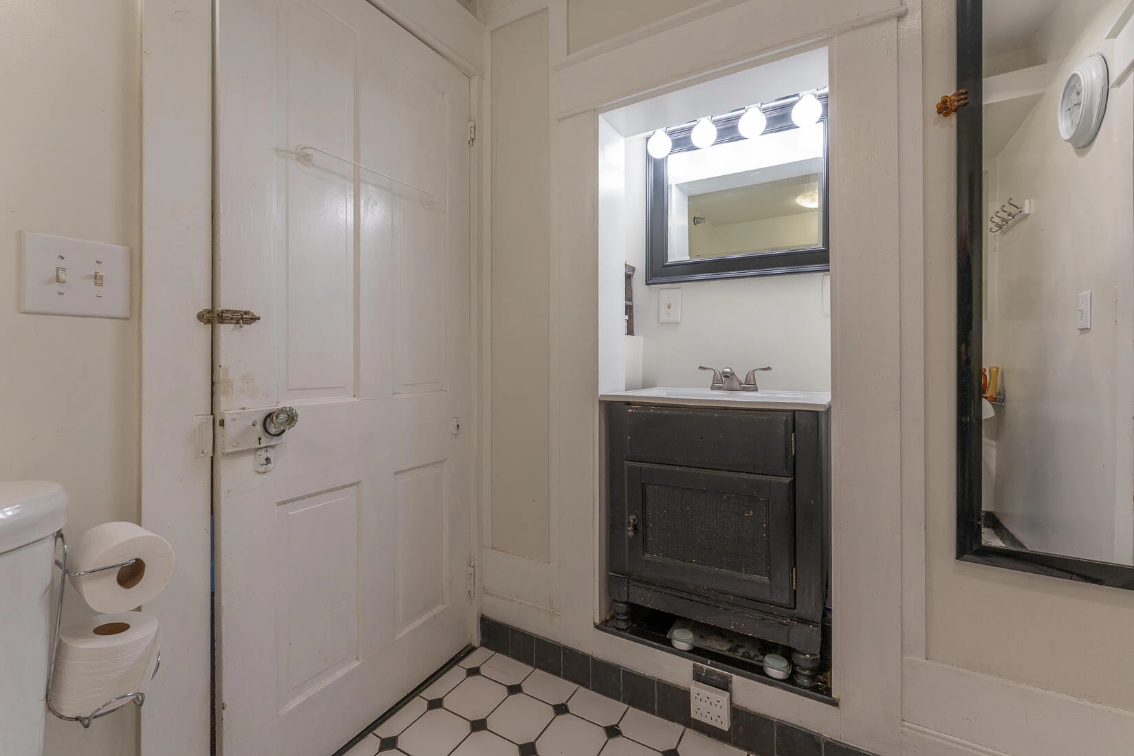 2354 Chestnut AVE - Photo 40