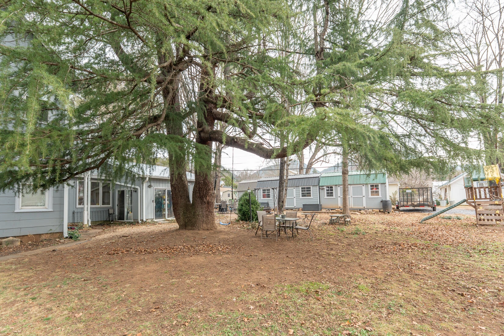 2354 Chestnut AVE - Photo 43