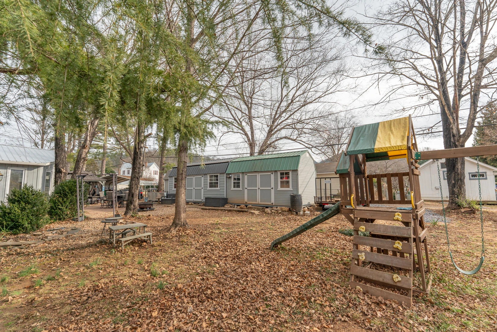 2354 Chestnut AVE - Photo 48
