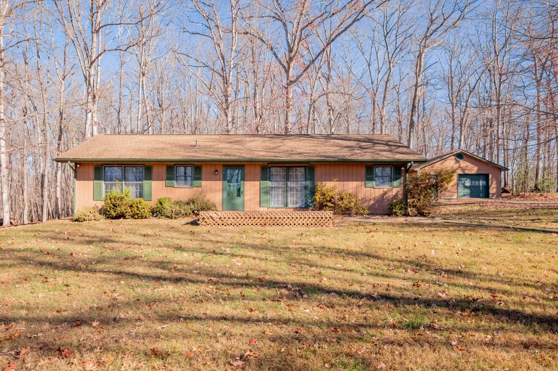 604 Surrey DR