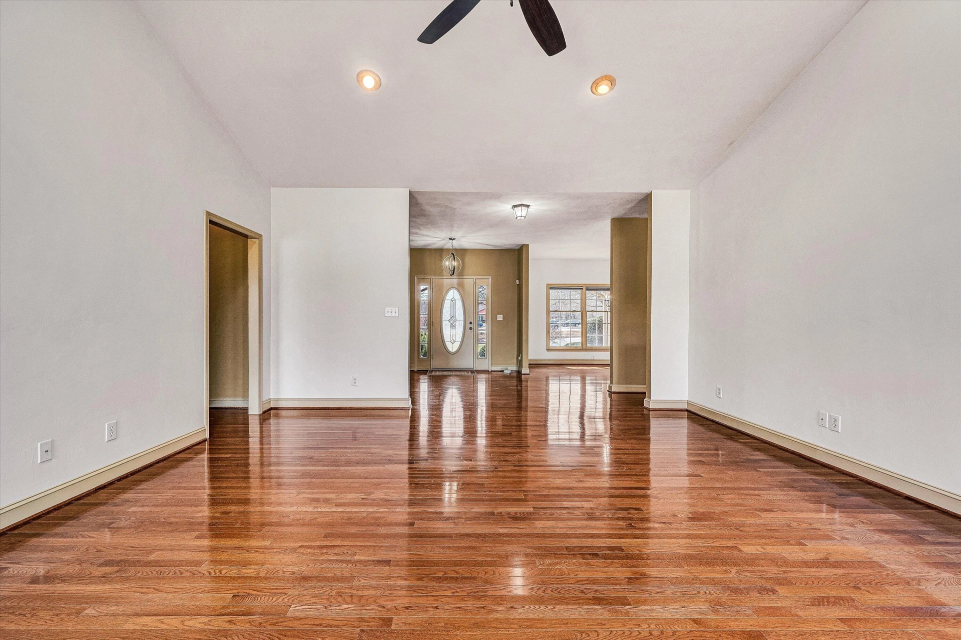 3723 Renfield RD - Photo 10