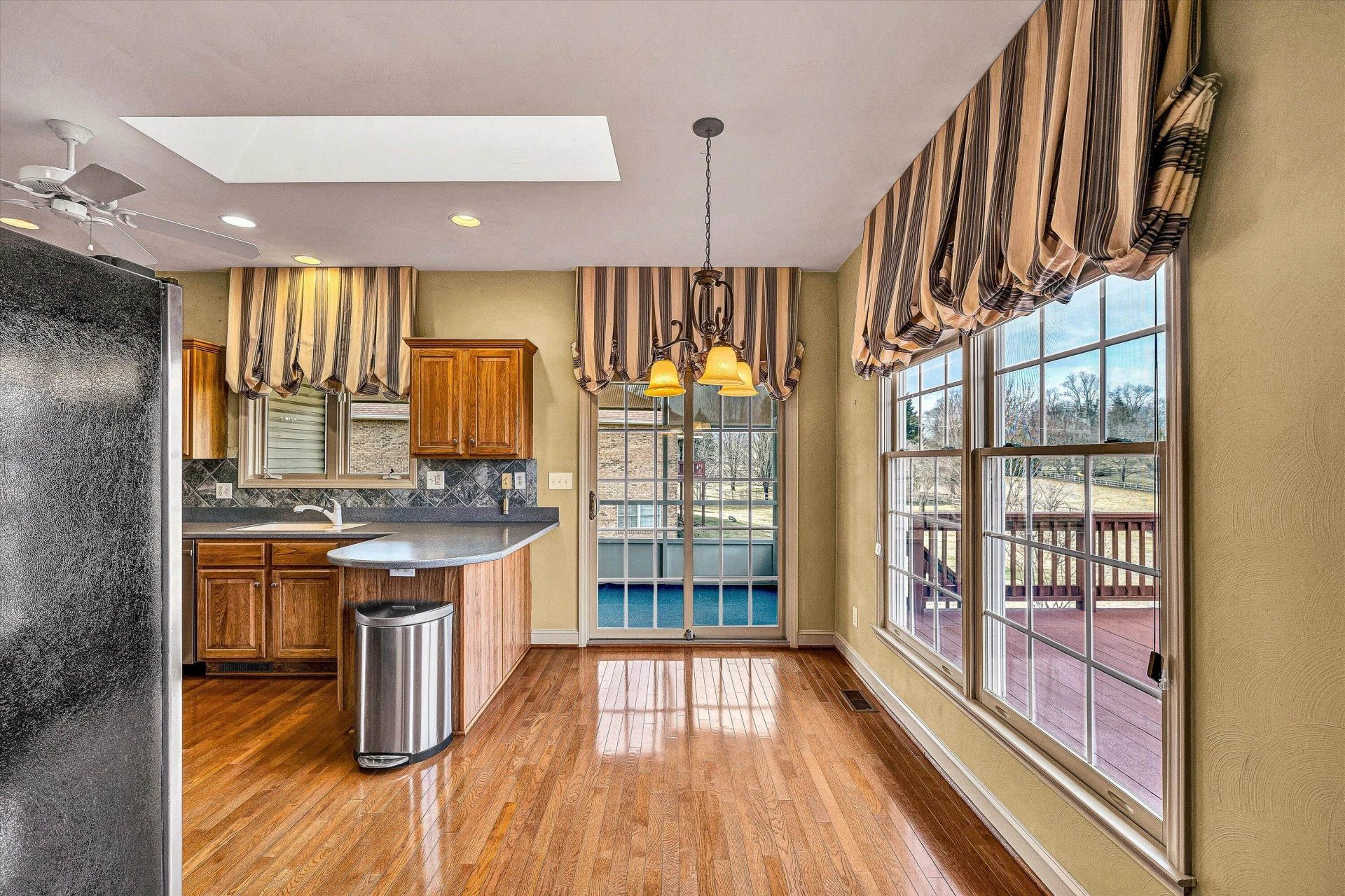 3723 Renfield RD - Photo 11