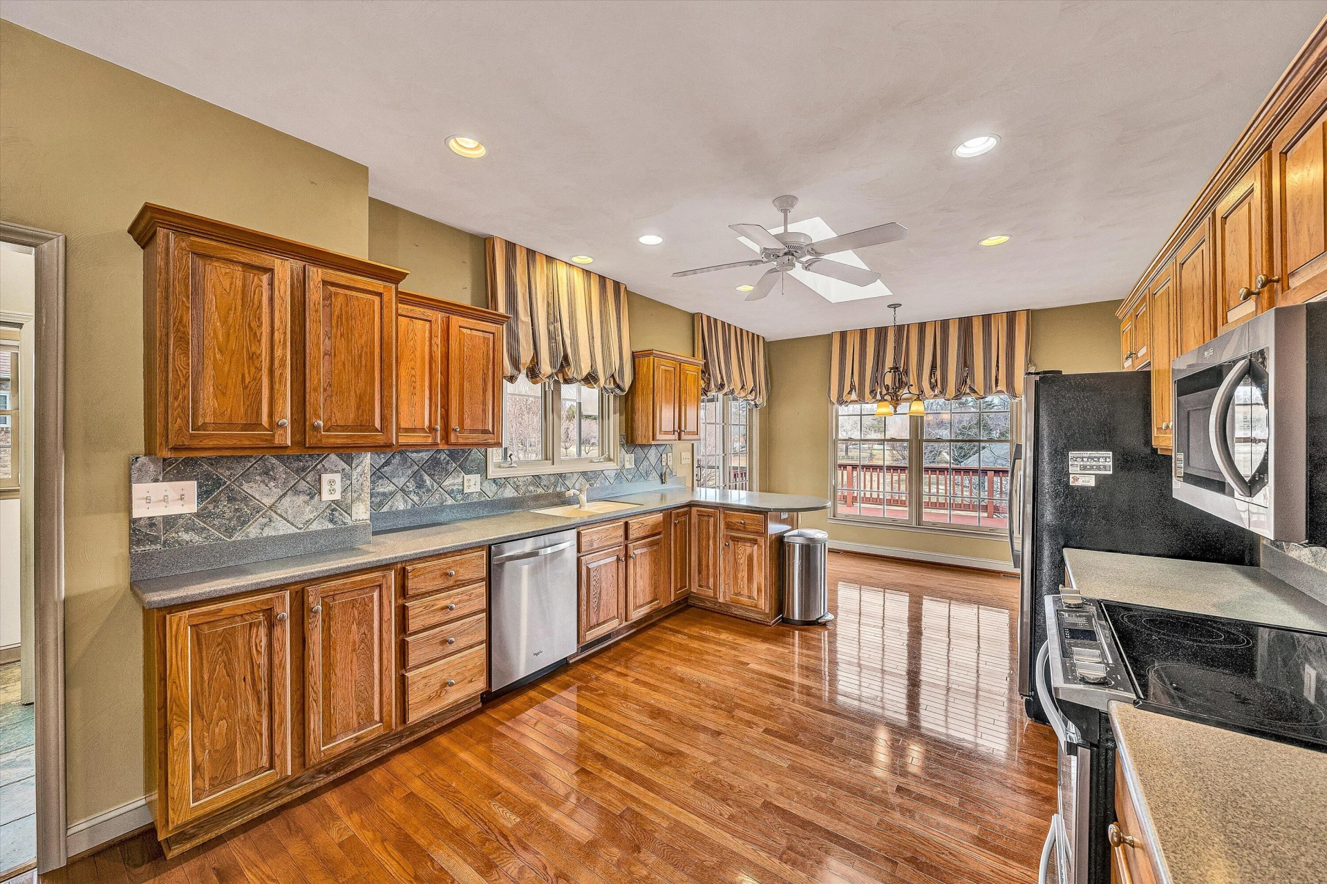 3723 Renfield RD - Photo 15