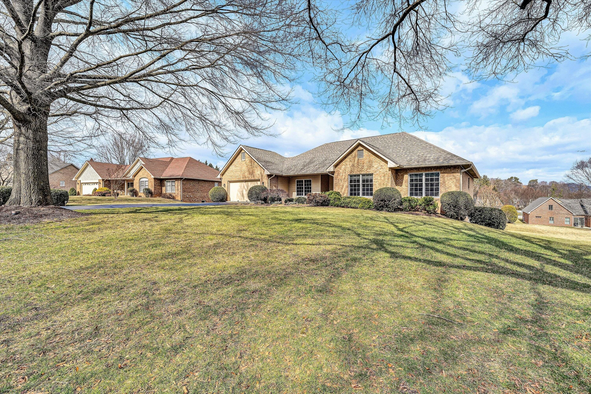 3723 Renfield RD - Photo 4