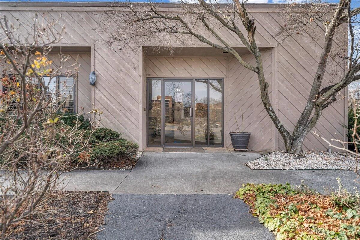2118 Rosalind AVE - Photo 4