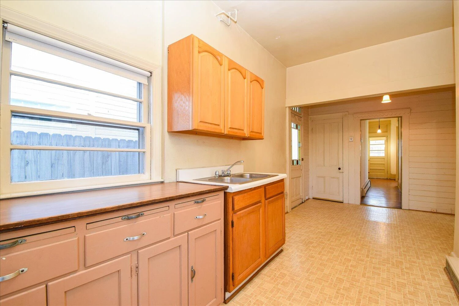 409 Allison AVE - Photo 13
