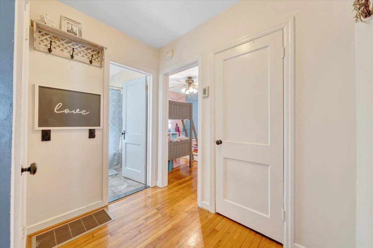 1868 Carlton RD - Photo 17