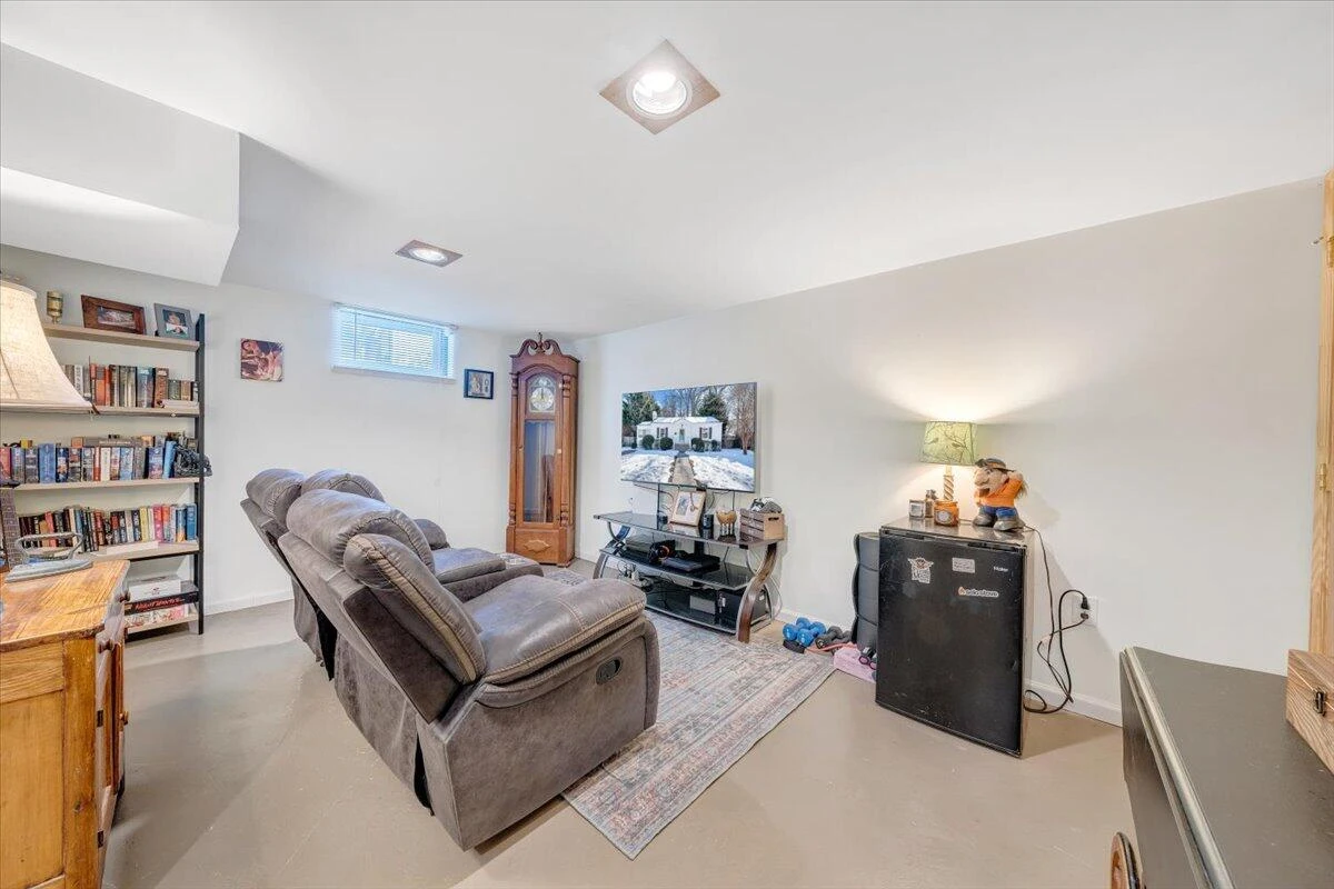1868 Carlton RD - Photo 23