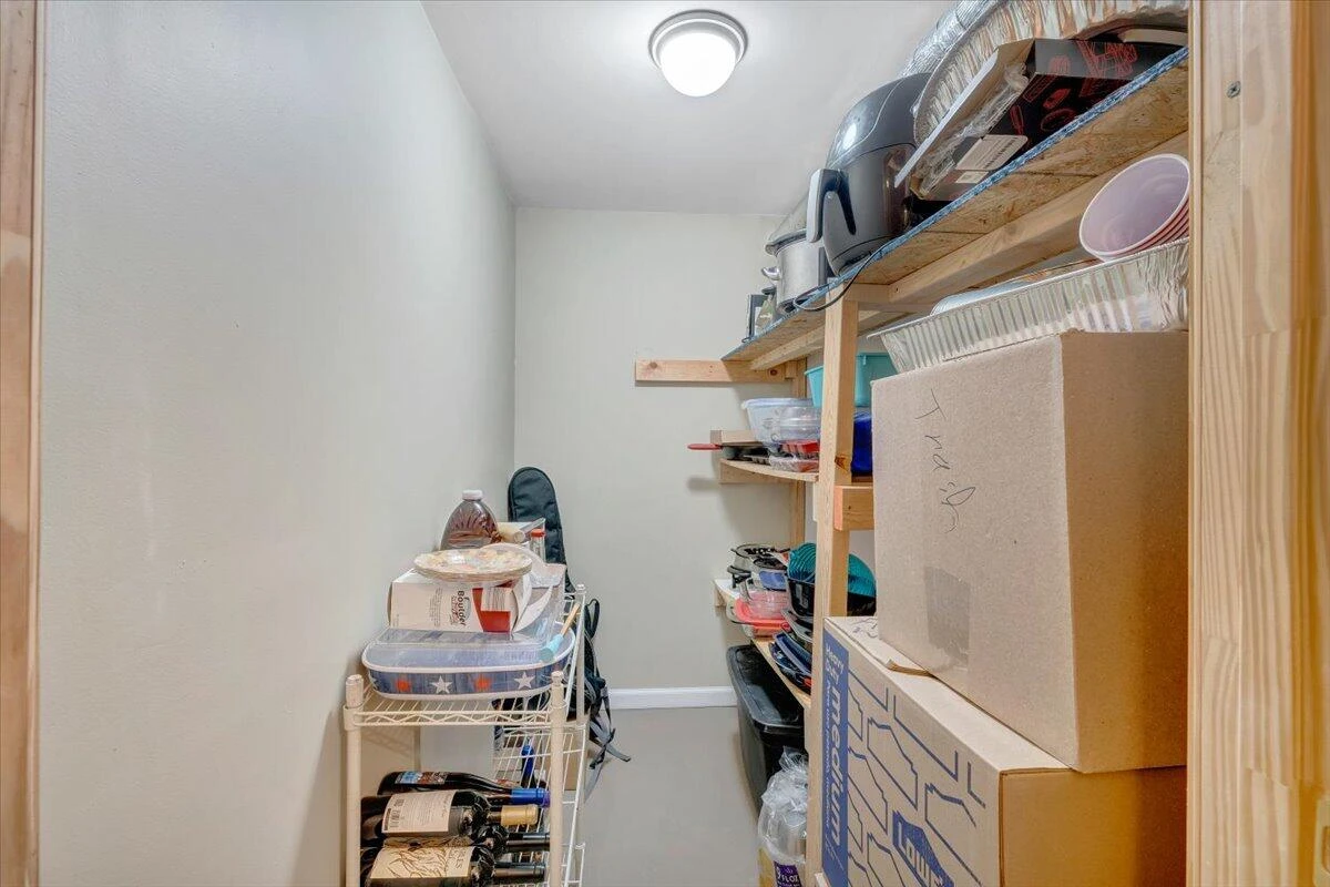 1868 Carlton RD - Photo 26