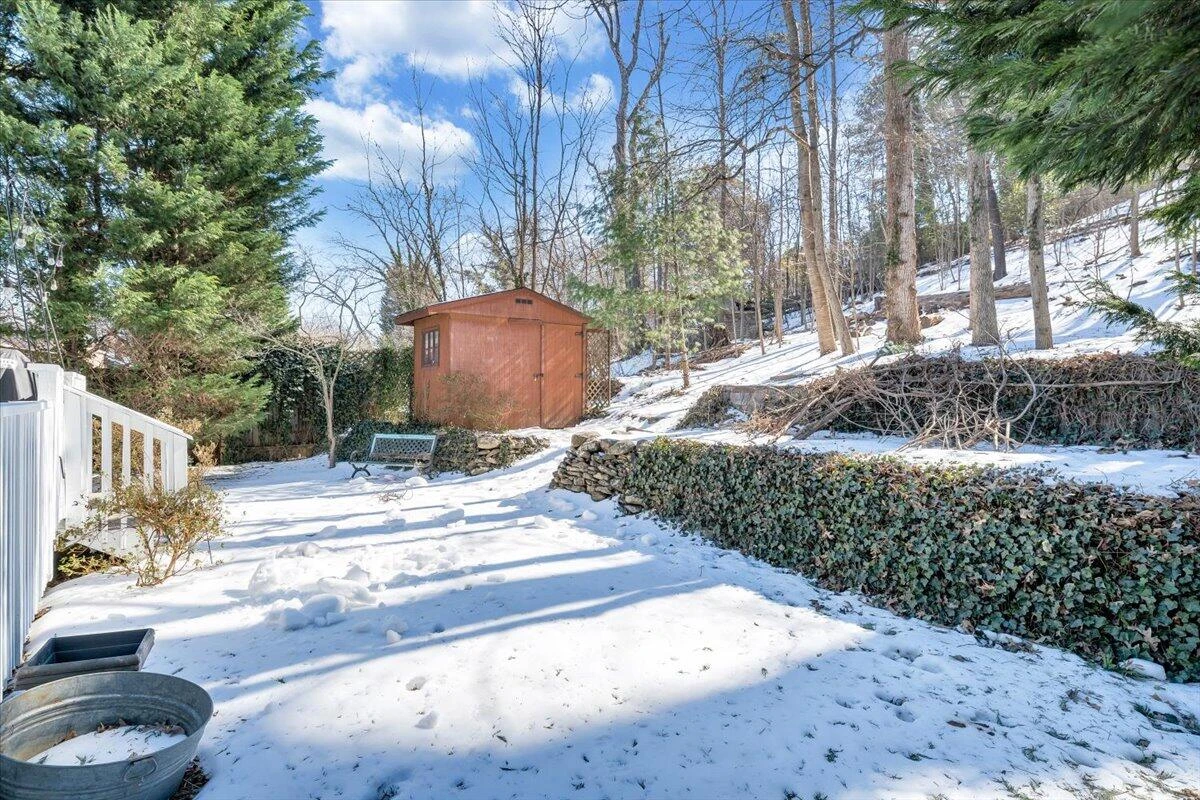 1868 Carlton RD - Photo 35