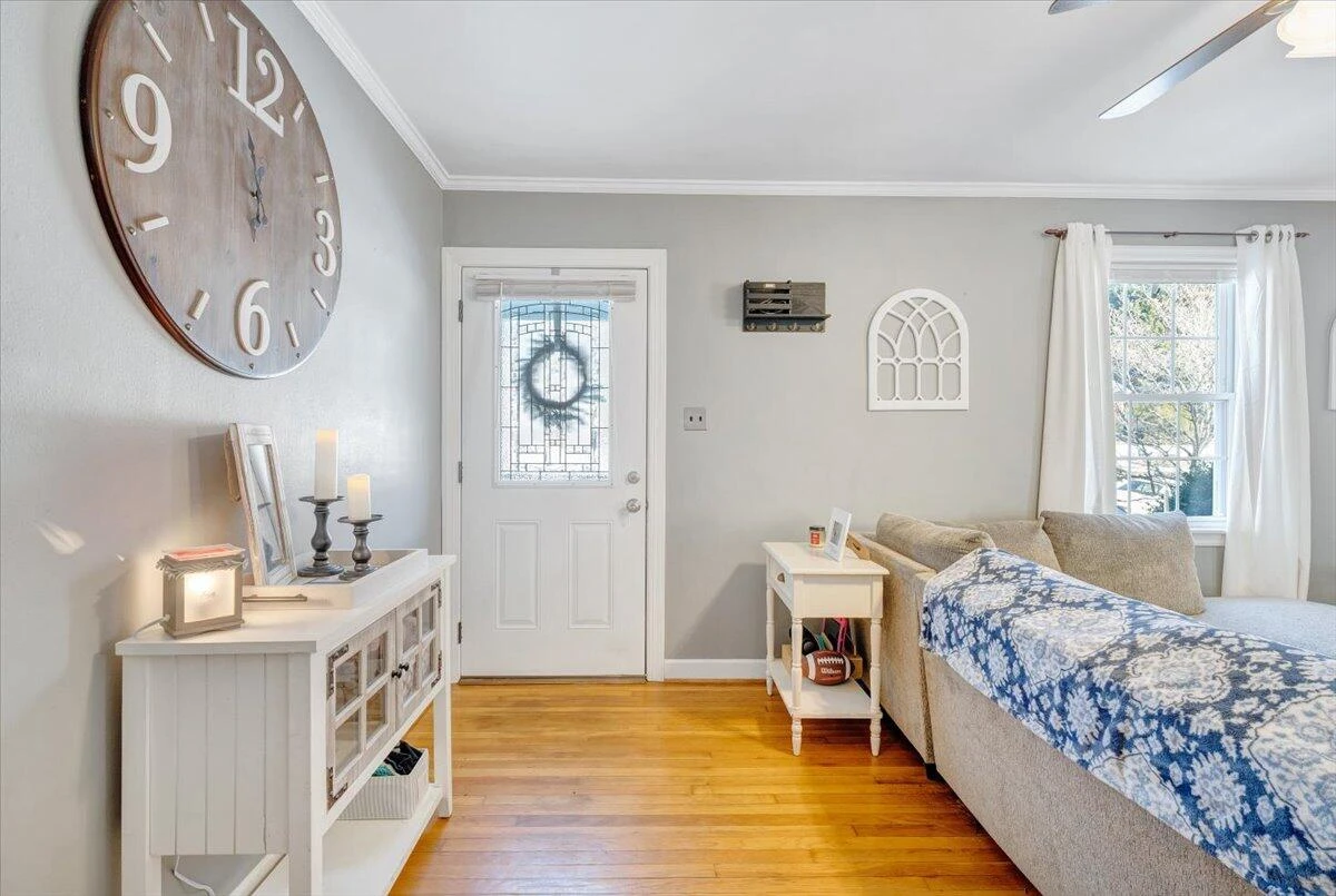 1868 Carlton RD - Photo 4