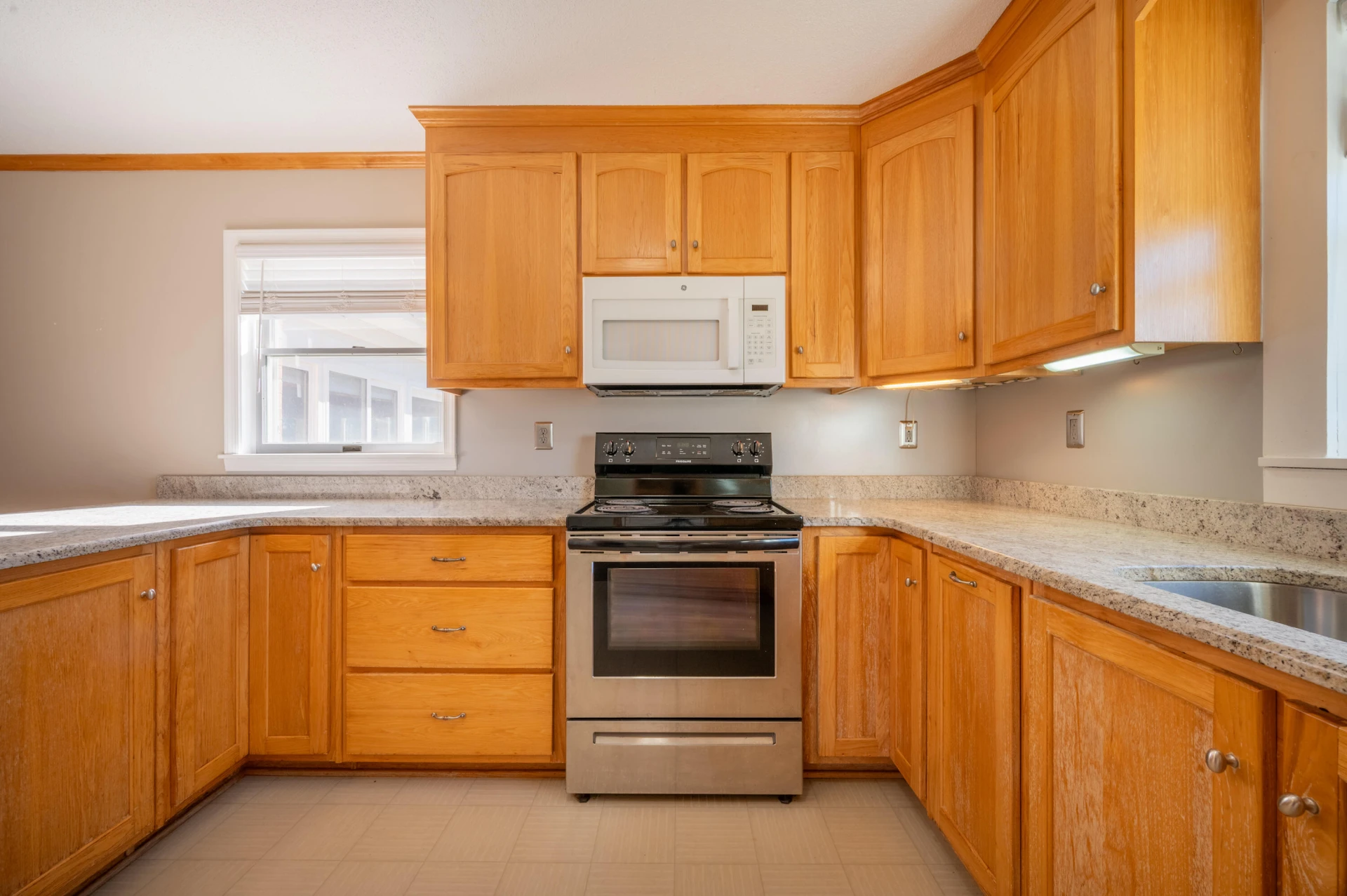 329 Parkway LN - Photo 17