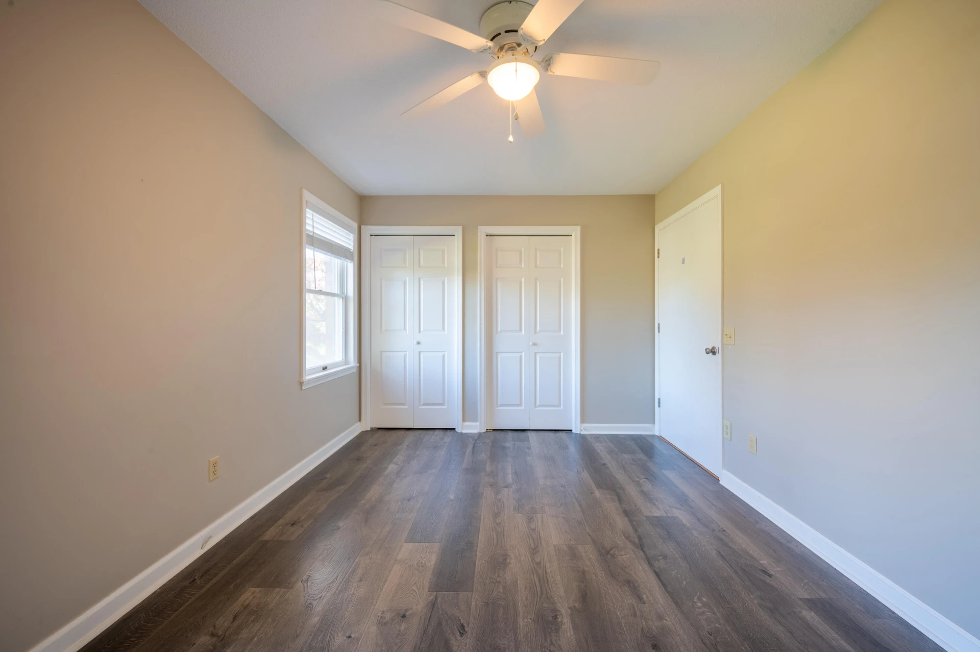 329 Parkway LN - Photo 22