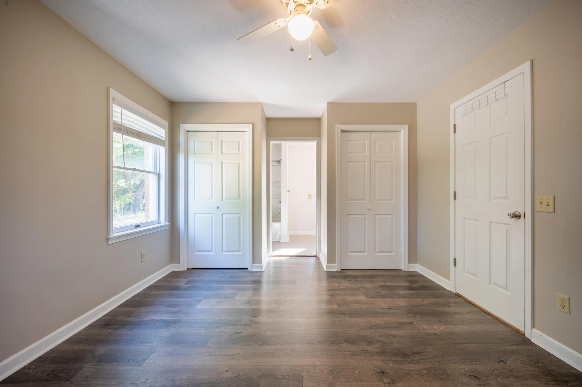 329 Parkway LN - Photo 23