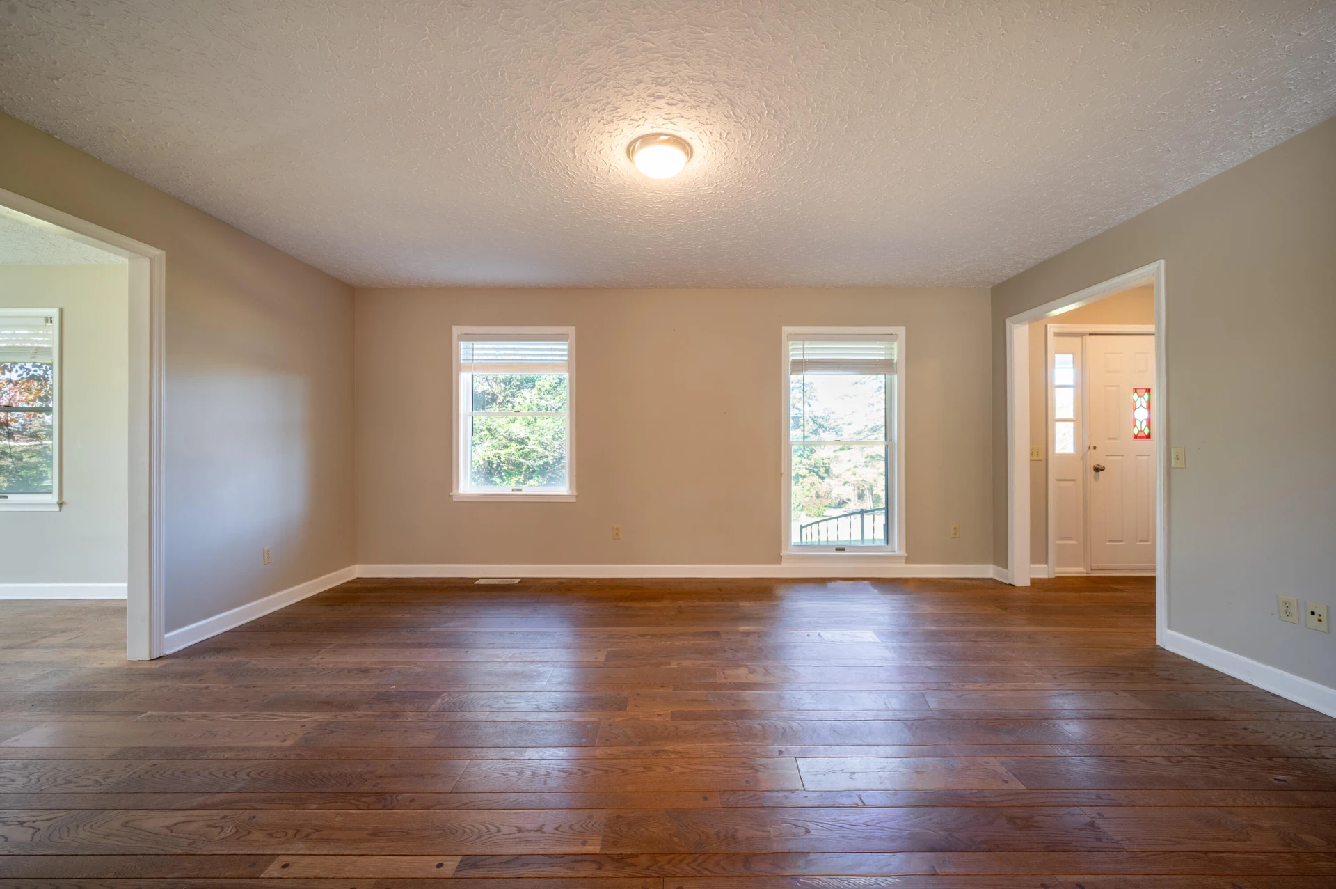 329 Parkway LN - Photo 7