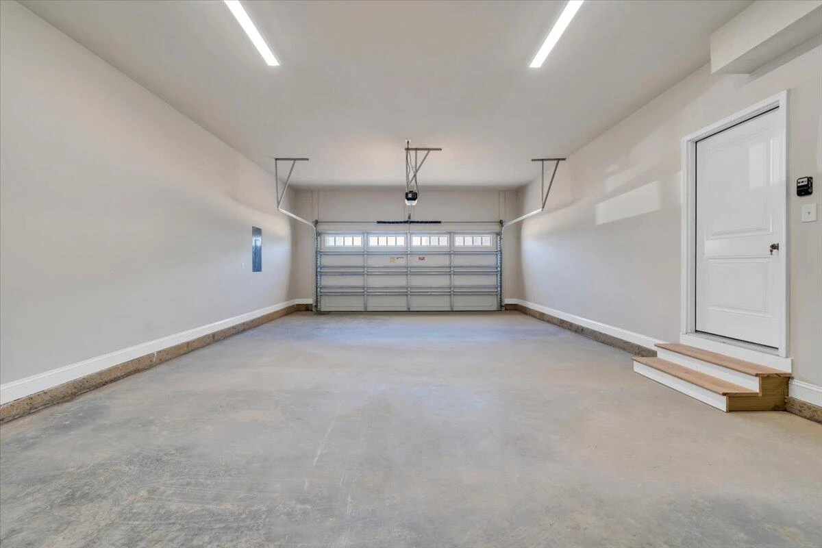 3125 Moyer CT - Photo 31