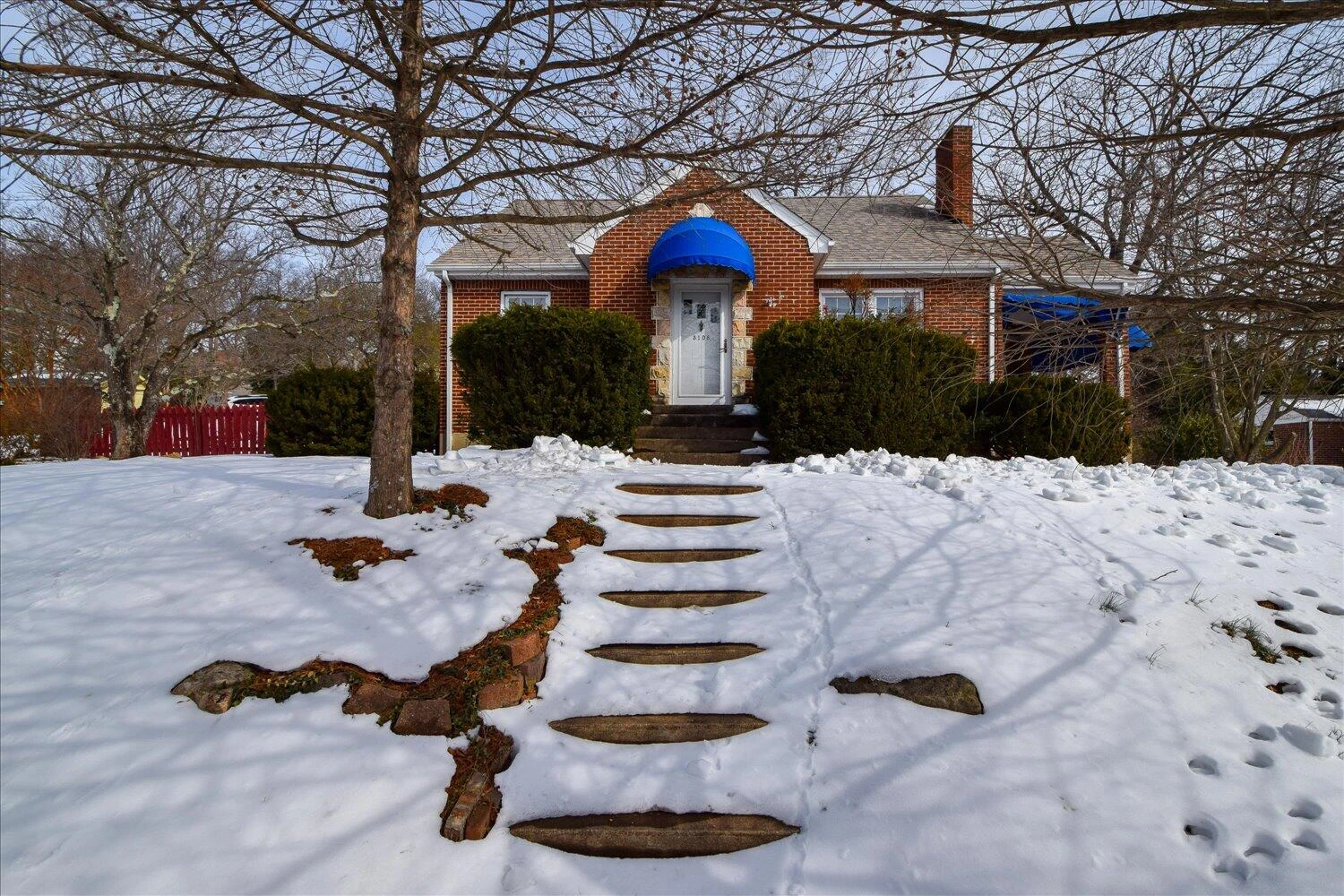 3108 Spring RD