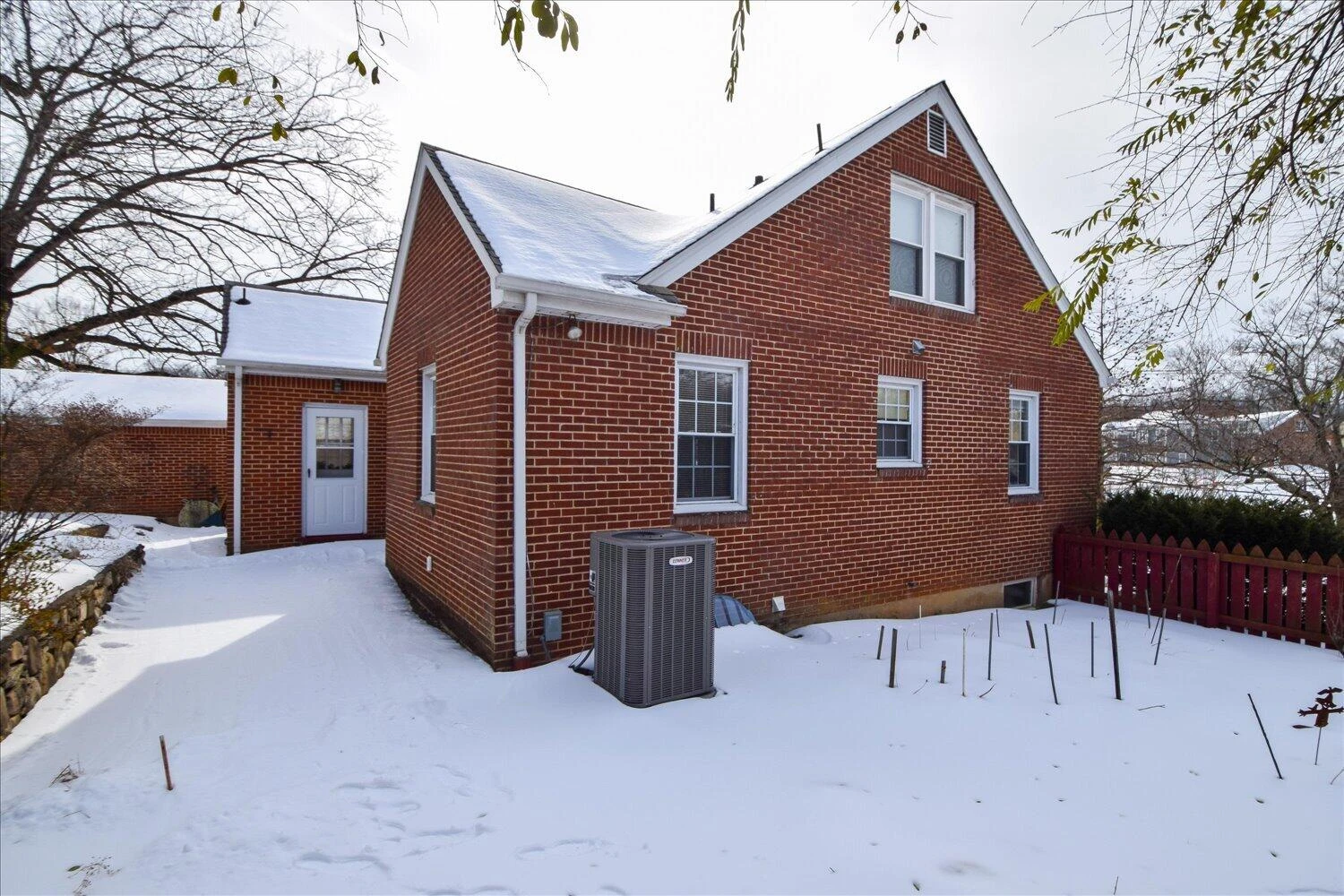 3108 Spring RD - Photo 36