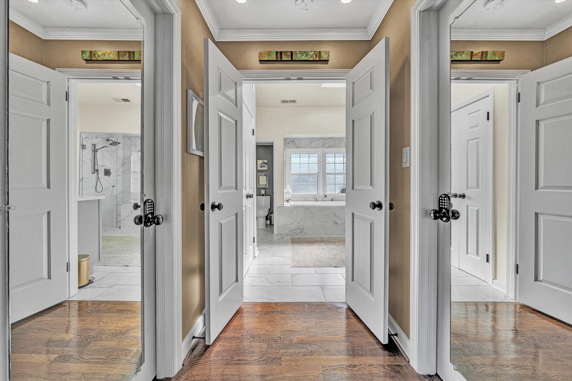 3659 Peakwood DR - Photo 14