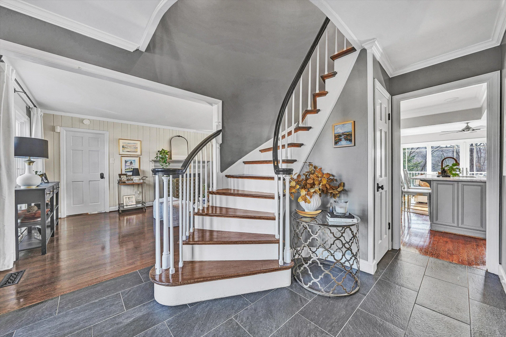 3659 Peakwood DR - Photo 8