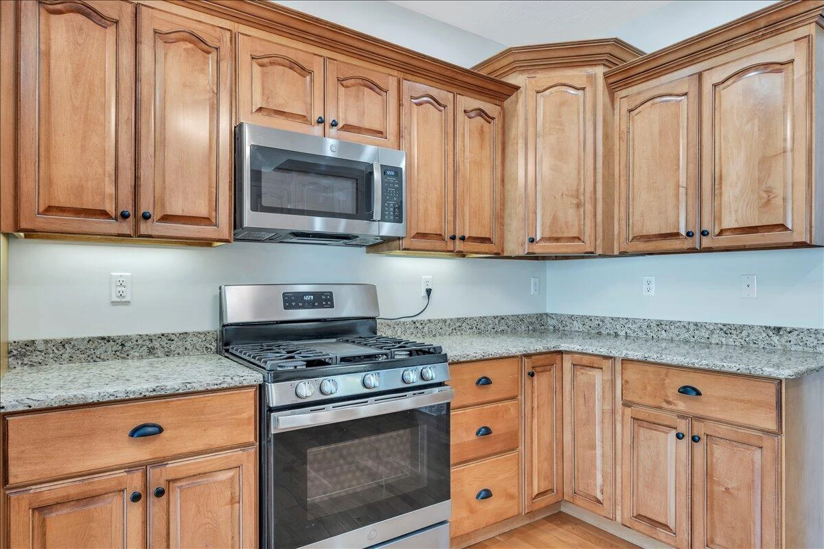 131 Grand Harbour CT - Photo 8