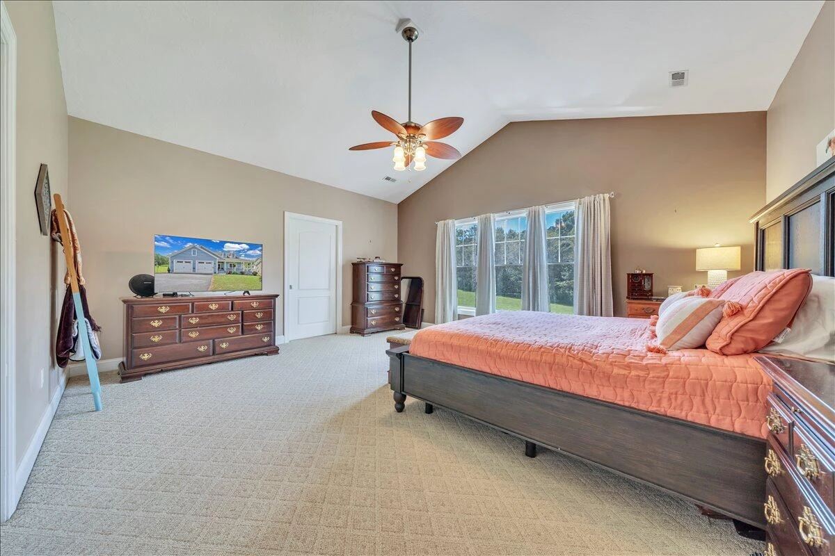 131 Grand Harbour CT - Photo 13
