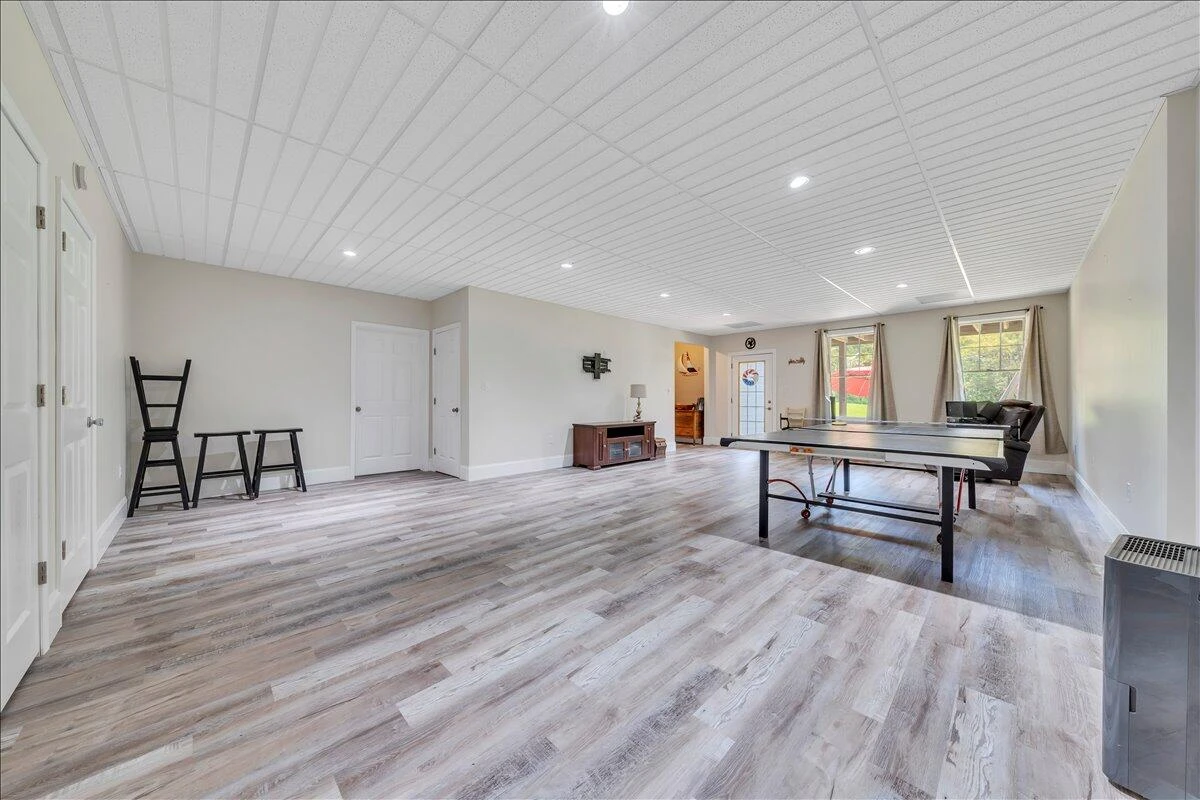 131 Grand Harbour CT - Photo 22