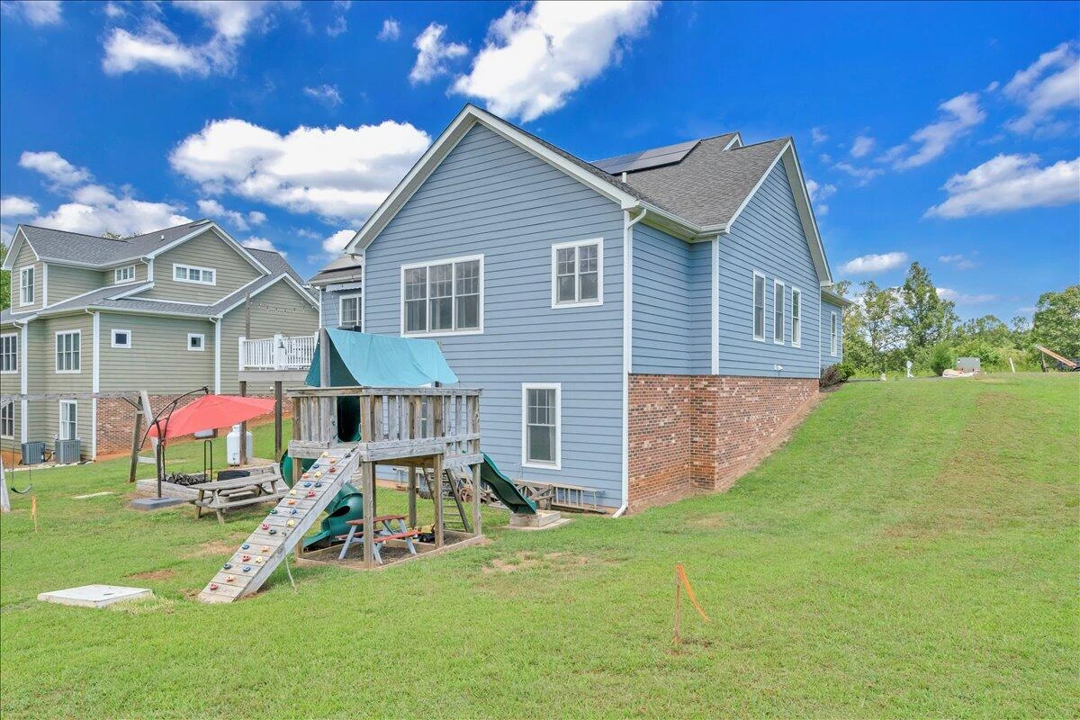 131 Grand Harbour CT - Photo 37