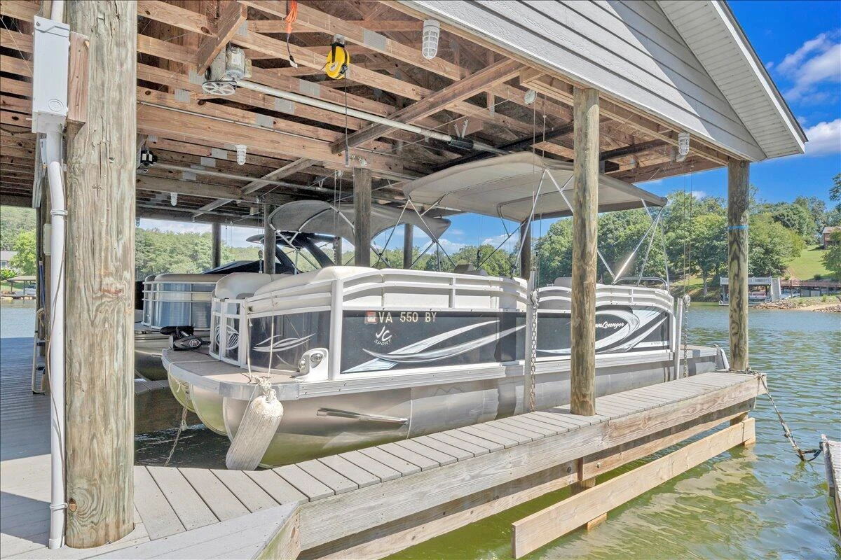 131 Grand Harbour CT - Photo 39