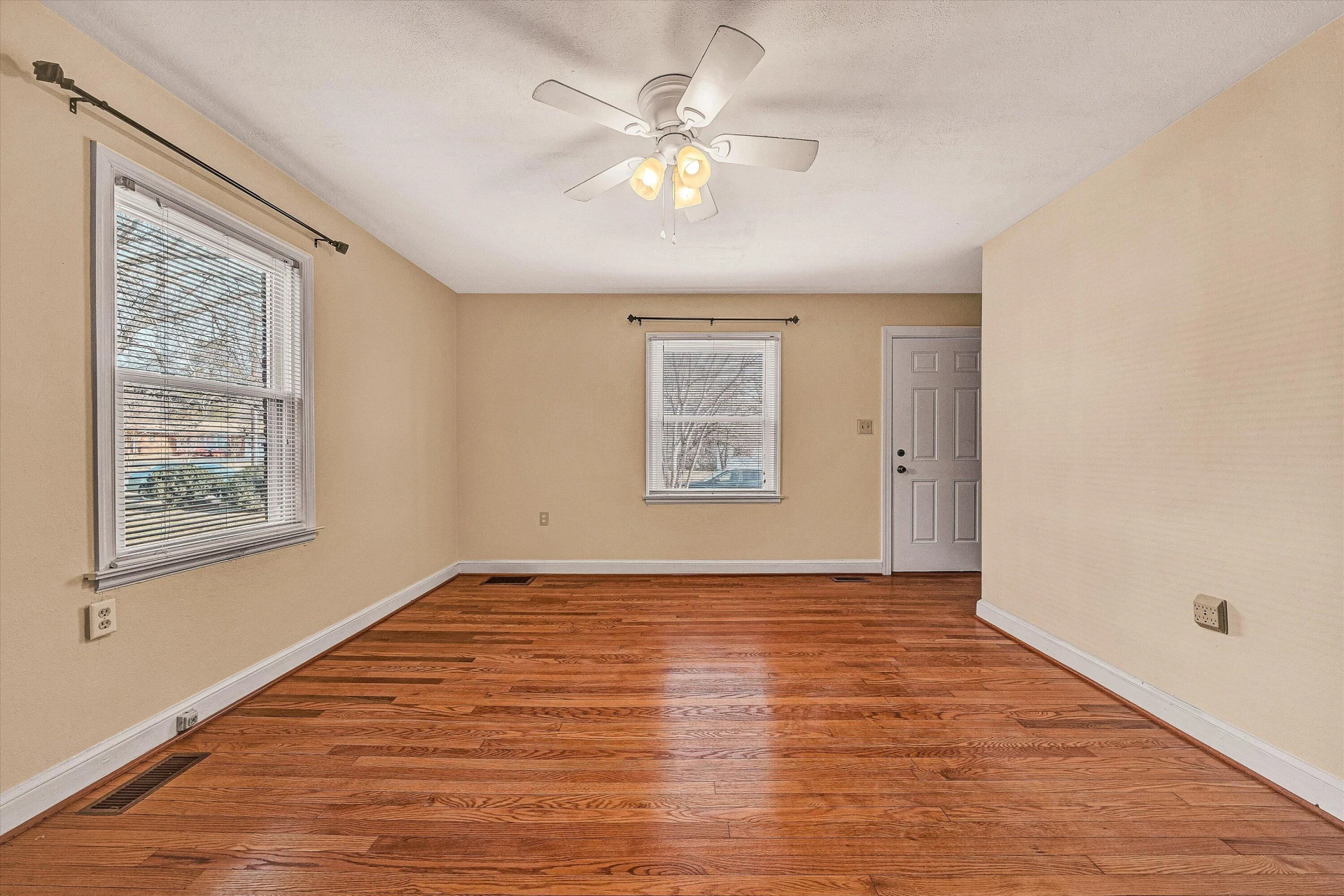150 Fort Lewis BLVD - Photo 5
