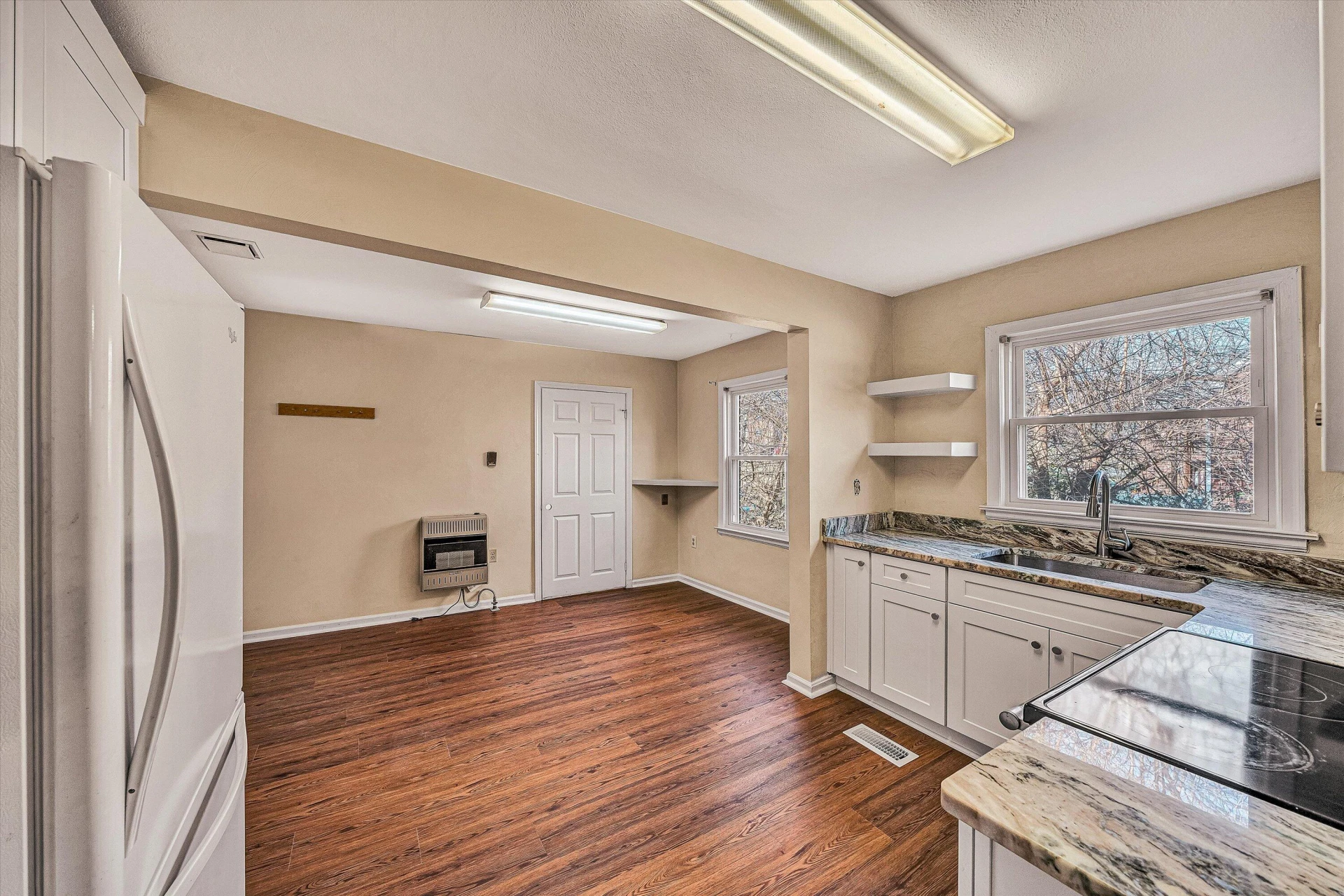 150 Fort Lewis BLVD - Photo 8