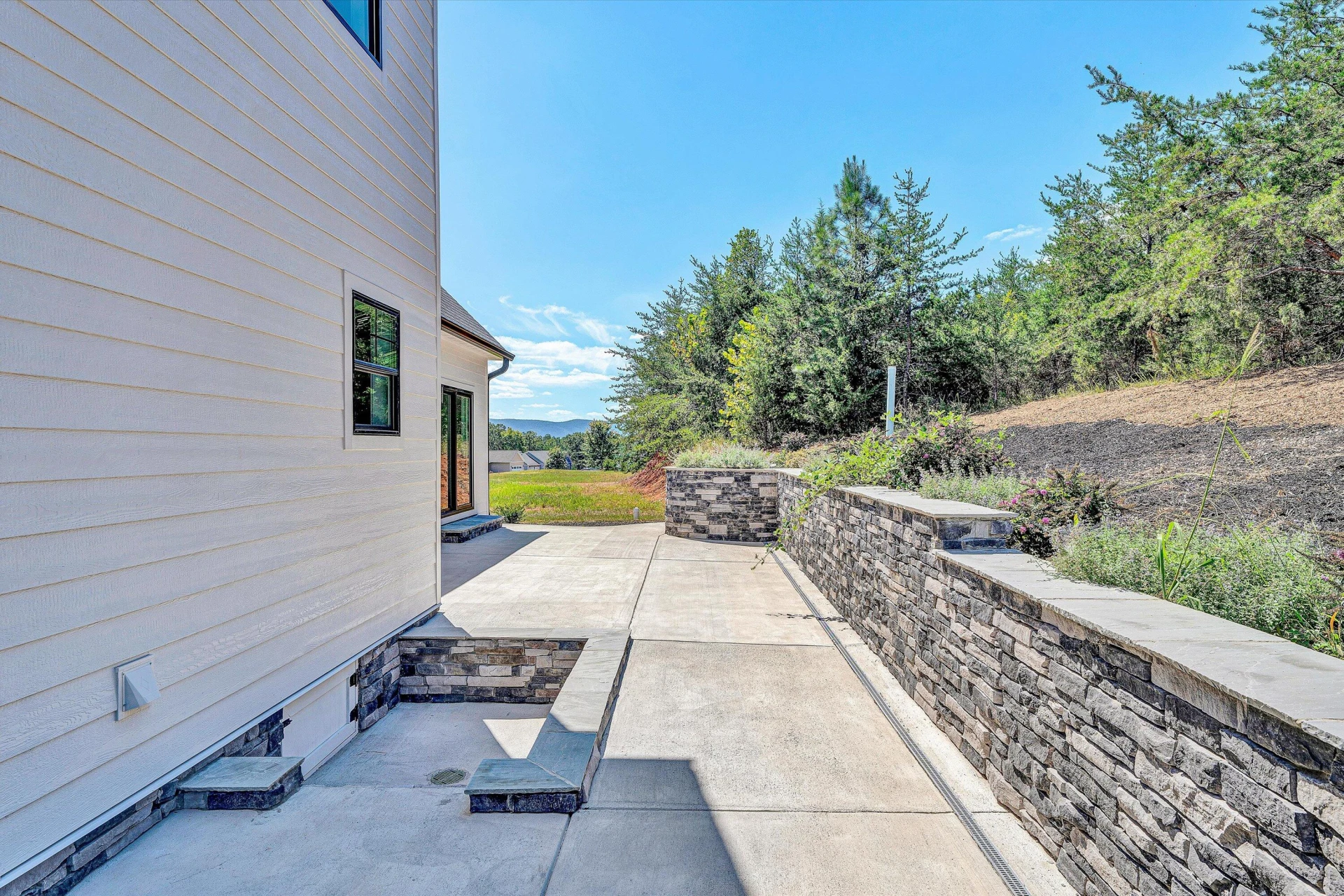 1154 Barrow Hills DR - Photo 27