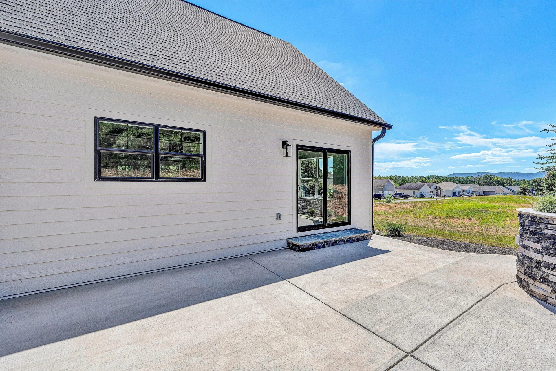 1154 Barrow Hills DR - Photo 28