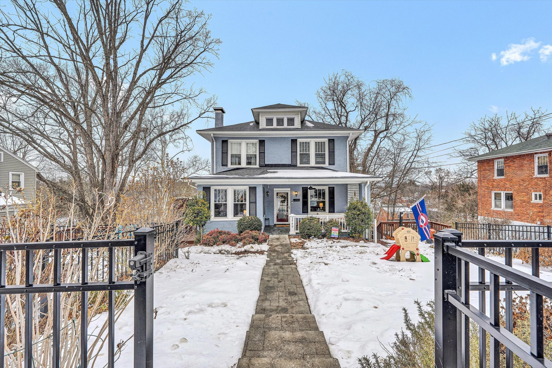 2549 Alberta AVE - Photo 8