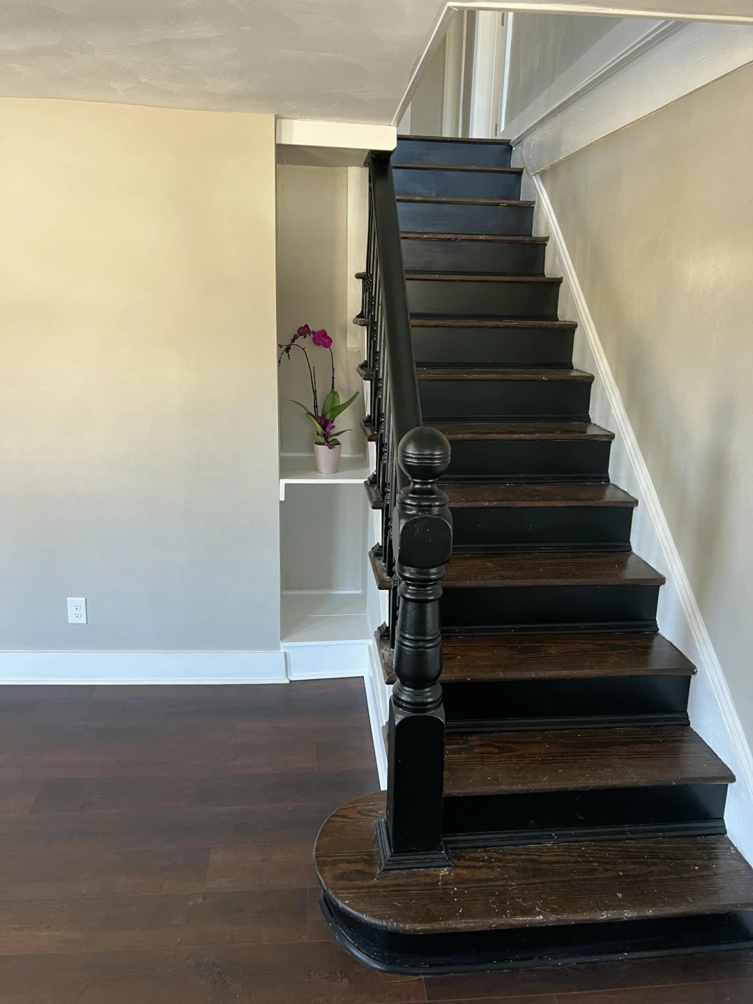 602 Rutherford AVE - Photo 4
