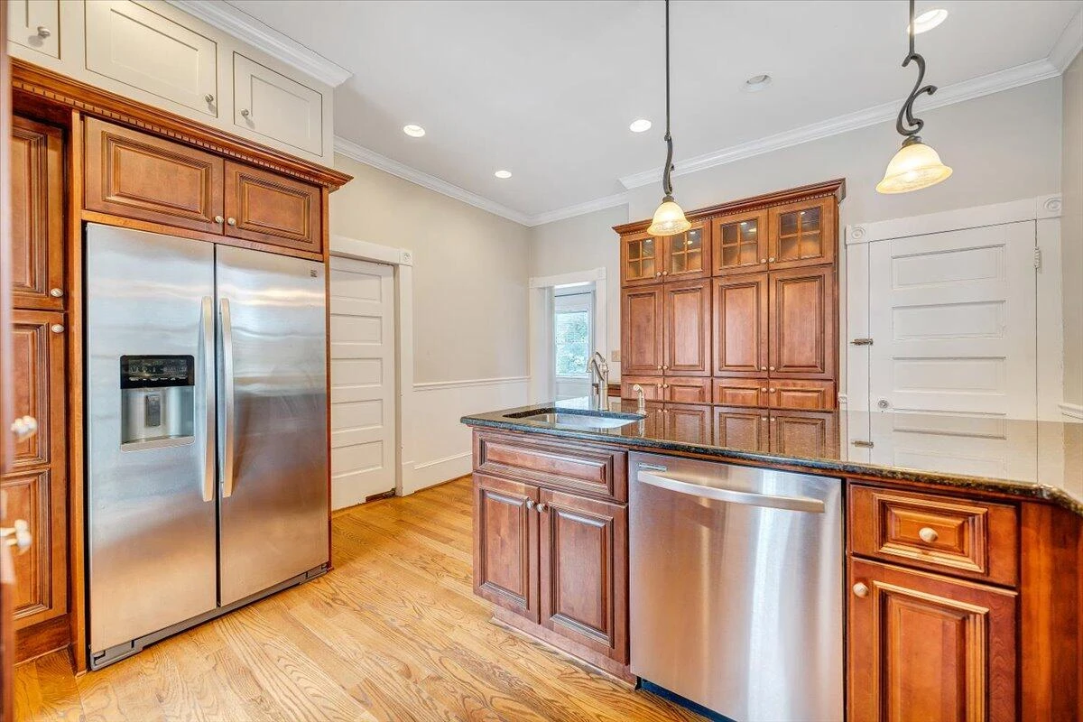 518 Walnut AVE - Photo 16