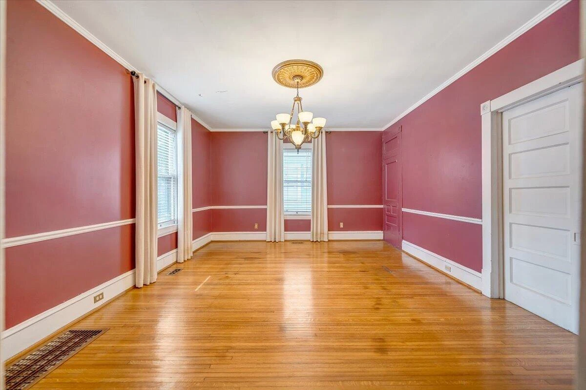 518 Walnut AVE - Photo 11