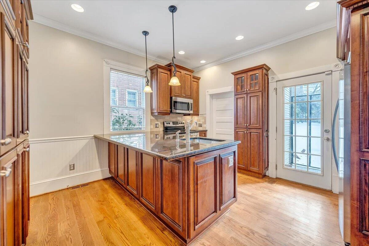 518 Walnut AVE - Photo 12